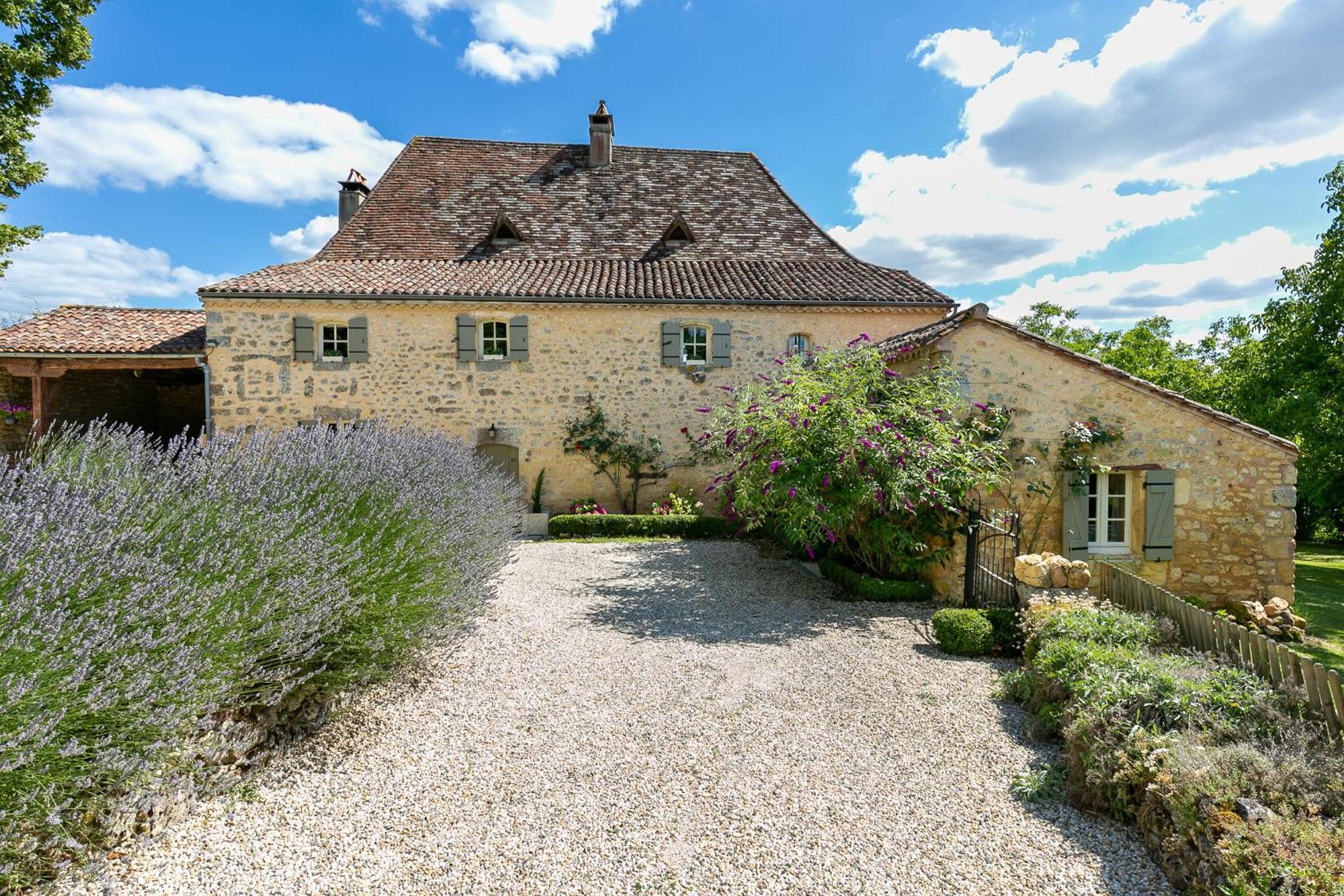 La Maison Louverie Pontours Eksteriør bilde
