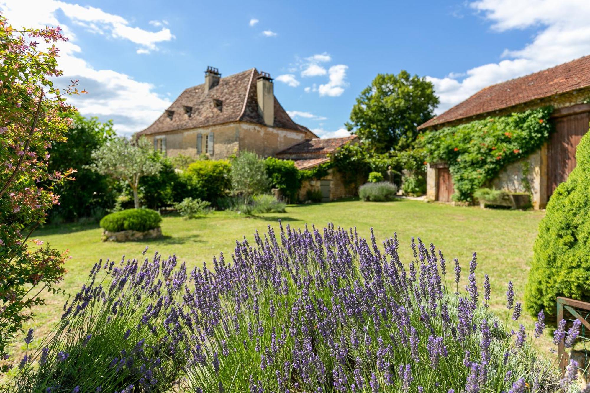 La Maison Louverie Pontours Eksteriør bilde